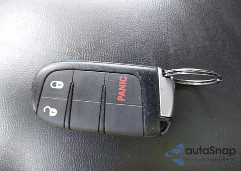 2019 Dodge Journey Se from USA, damaged, VIN 3C4PDCBB5KT687324